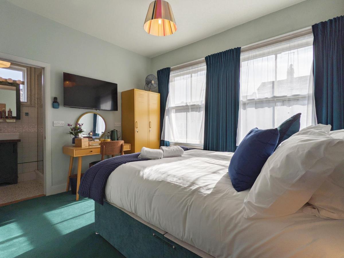 The Stirling Arms Pub & Rooms Hove Pokoj fotografie